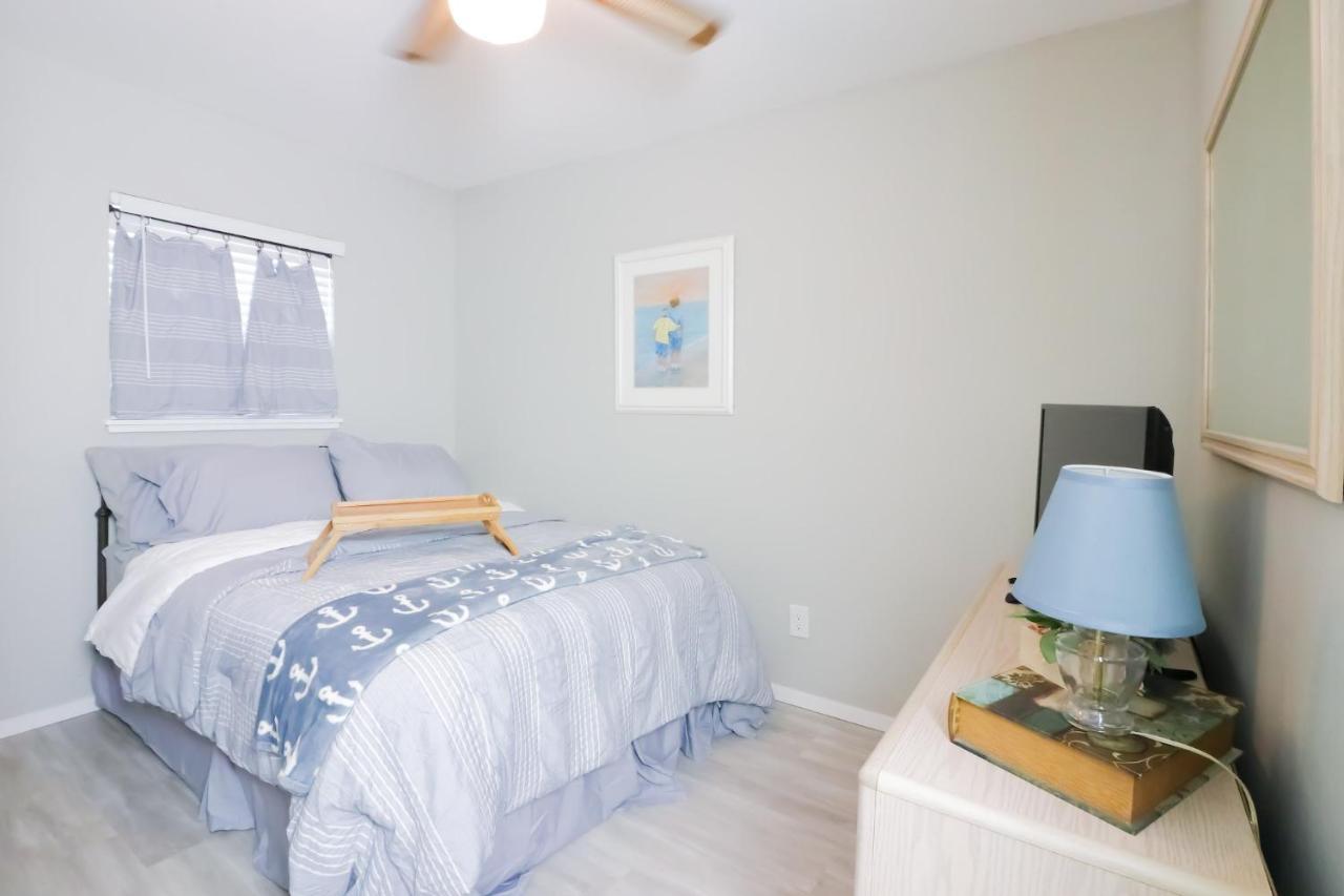 Sunny Daze Walk To Beach 2 Decks Pet Friendly Has A Mini Bar Galveston Dış mekan fotoğraf